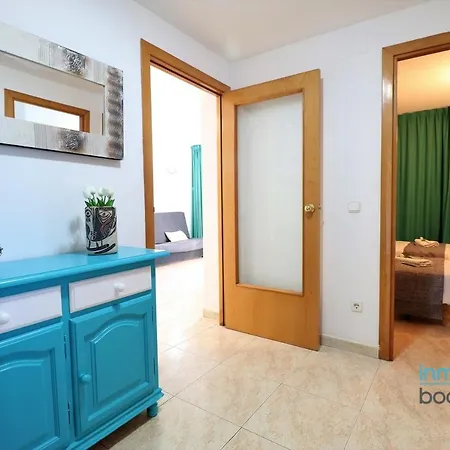 Inmobooking Vancouver ,climatizado Y Con Piscina