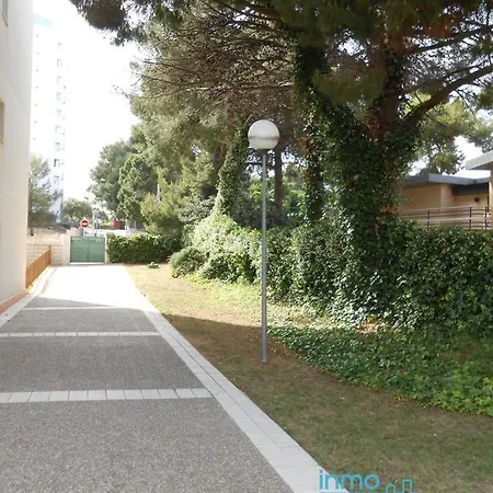 Inmobooking Vancouver ,climatizado Y Con Piscina Apartment Salou