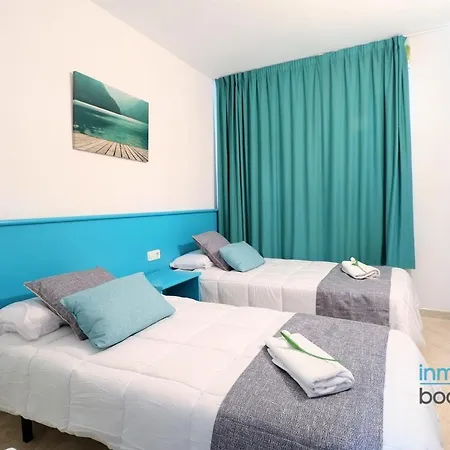 Inmobooking Vancouver ,climatizado Y Con Piscina * Salou