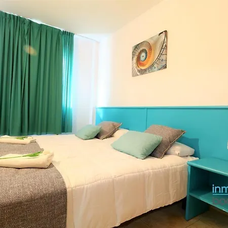 Inmobooking Vancouver ,climatizado Y Con Piscina Apartment Salou