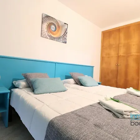 Inmobooking Vancouver ,climatizado Y Con Piscina * Salou